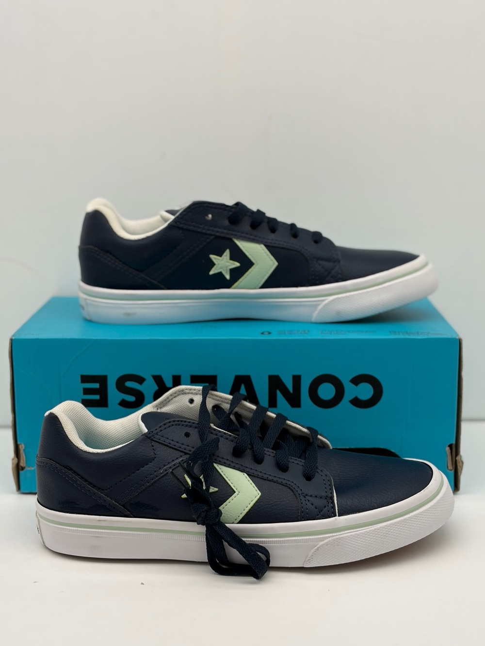 Converse Navy Sneakers UNISEX/MEN/Womens